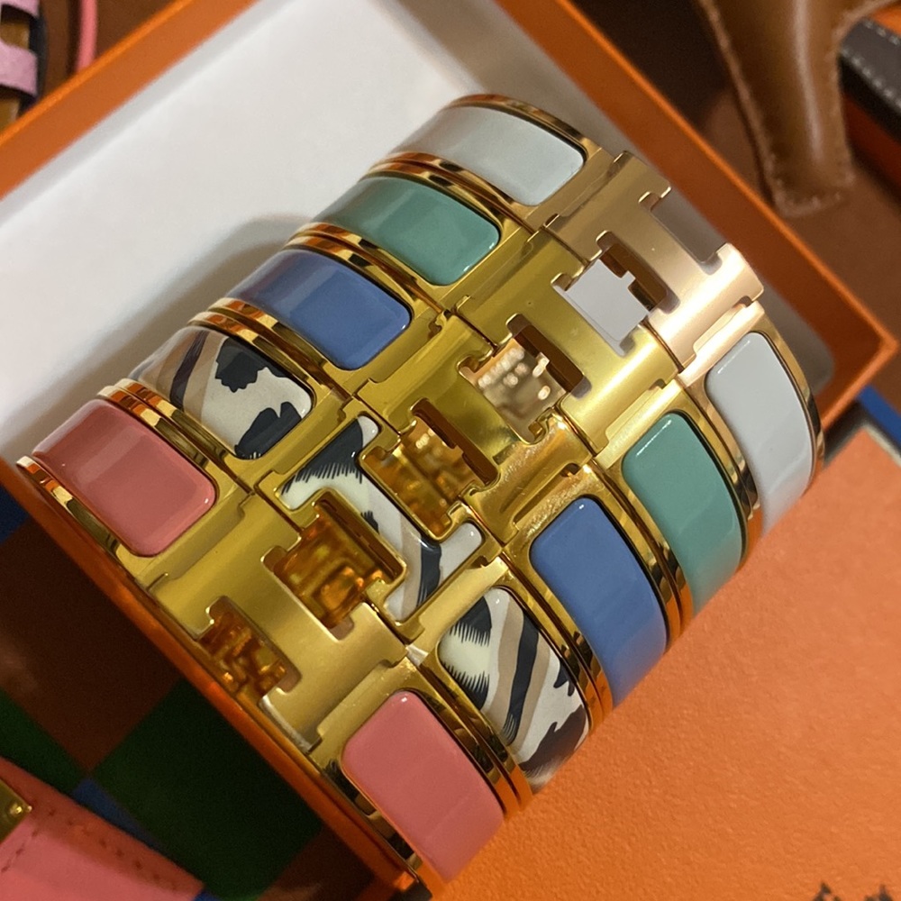NEW HERMÈS CLIC H BRACELETS FOR SALE - Picture 4 of 16